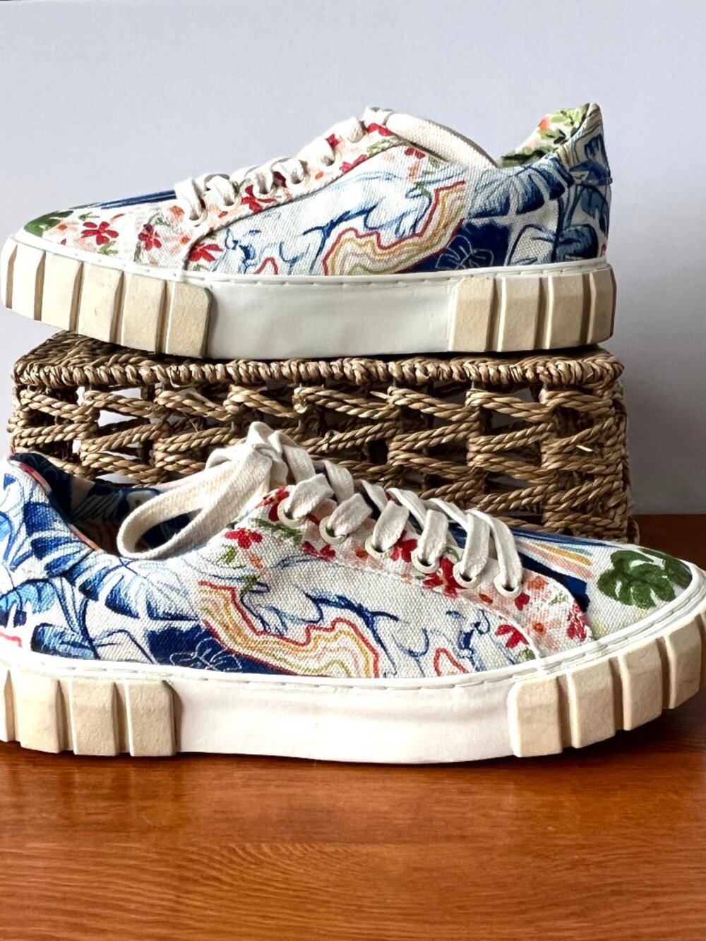 Farm Rio Copacabana Flatform Sneakers, Size 7.5, Excellent Condition! - Picture 3 of 13